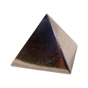 Pyramide Hématite Pièce 30 mm
