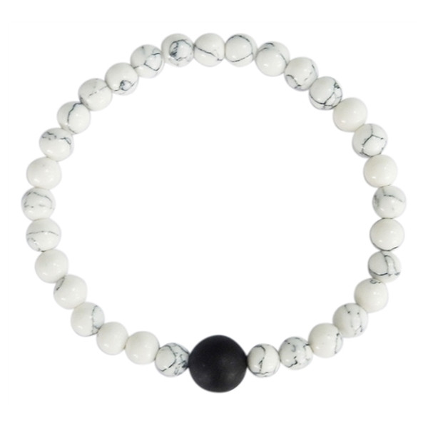 Bracelet Howlite Blanche Perles rondes 6 mm et Perle unique Onyx Noir 1 cm