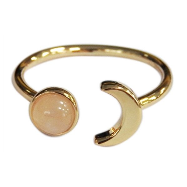 Bague Quartz Rose Perle 6 mm et Lune Métal doré Ajustable