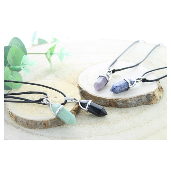 Collier Pointe en Pierre