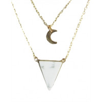 Collier Howlite Blanche Triangle et Lune Chaîne dorée