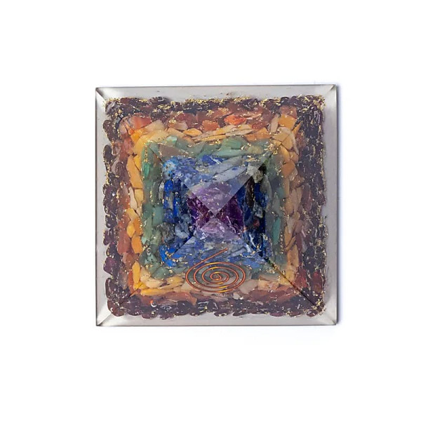 Orgonite pyramide 7 chakra -- ±5.5cm