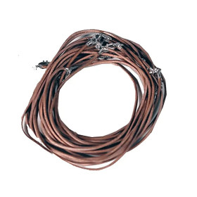 Collier en cuir avec fermoir à homard marron clair -- 45 cm