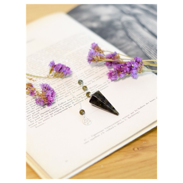 Pendule Hexagonal en Labradorite et charm Pentacle