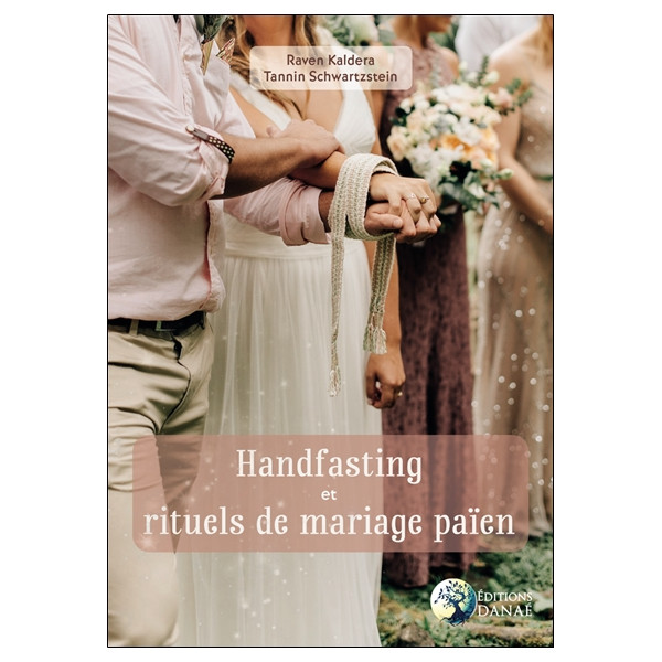 Handfasting et rituels de mariage païen