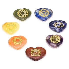 SET 7 symboles  Chakra pierres dures forme coeur -- 3.5 cm