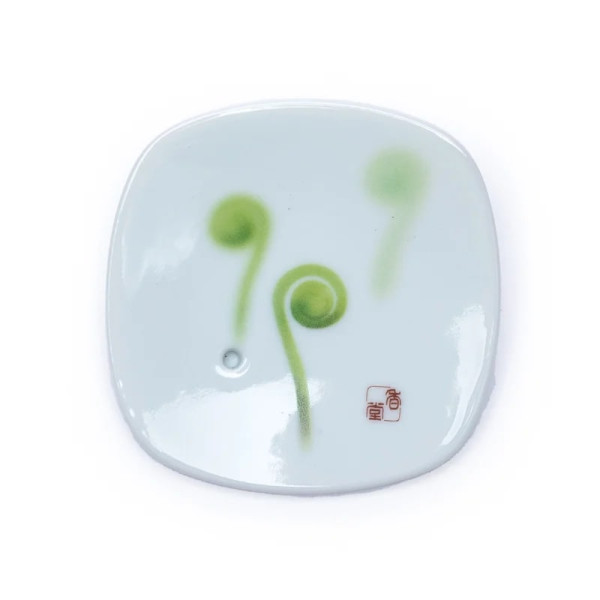 Brûle-encens Yume no Yume têtes de Fougères violettes --  8.2x1.2x8.2 cm