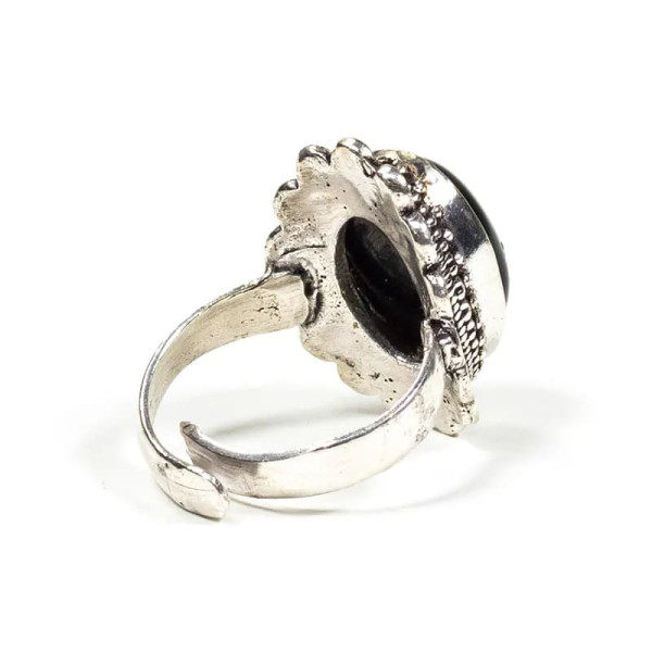Bague avec tourmaline noire -- 2cm