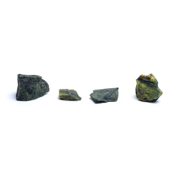 Serpentinite brute -- ±3-8cm； ±1000g