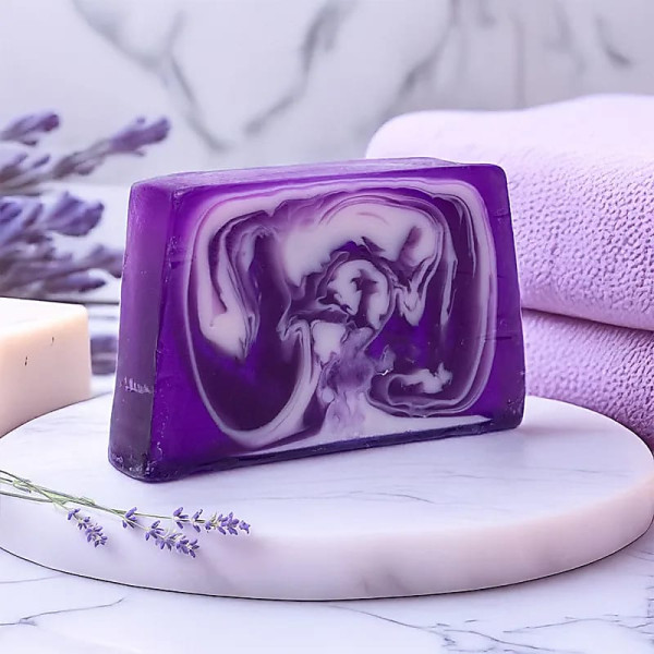 Savon artisanal naturel à la lavande -- 80g