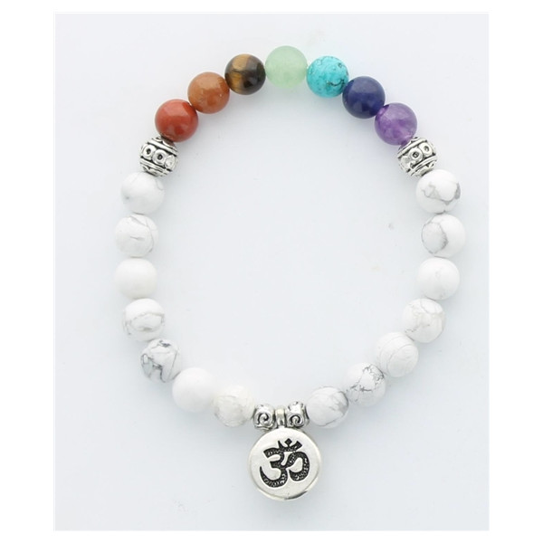 Bracelet 7 Chakras Howlite Perles rondes 8 mm  Breloque Om