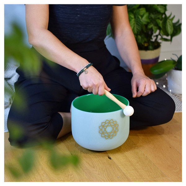 Bol chantant en Cristal Chakra du Cur