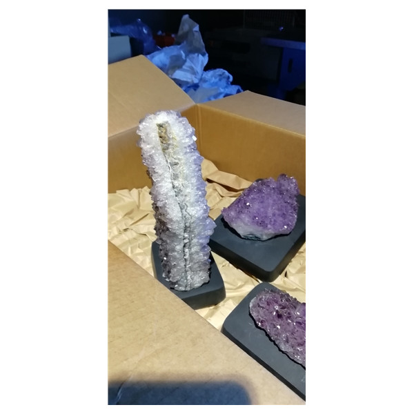 Druse Améthyste sur Socle Bois - Lot de 5 kg