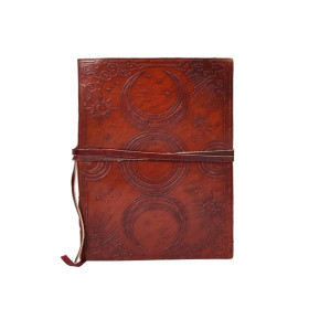 Grimoire en Cuir Triple Lune
