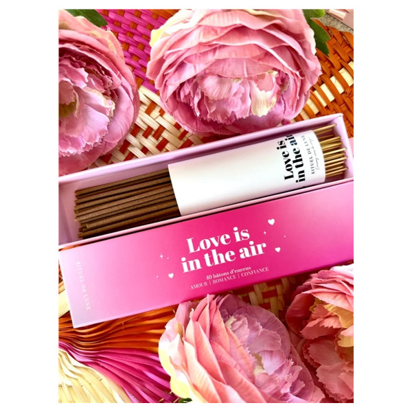 Encens Love is in the air