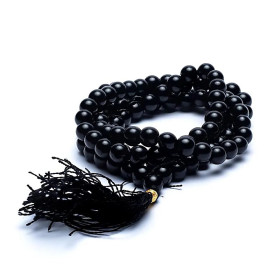 Mala Onyx noir AA 108 perles + sachet brocart -- 0.7 cm